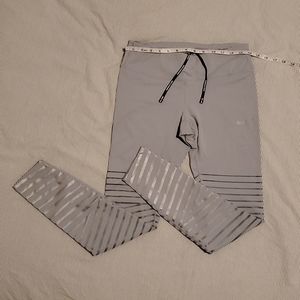 Nike medium grey Leggings